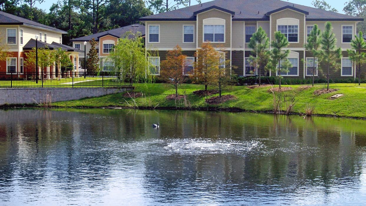 aerator boil in pond